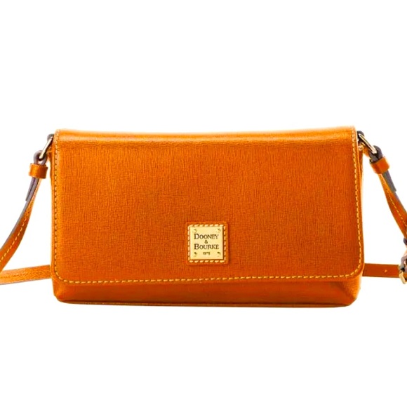 NWT Dooney and Bourke Saffiano Betsy Crossbody - Picture 1 of 9